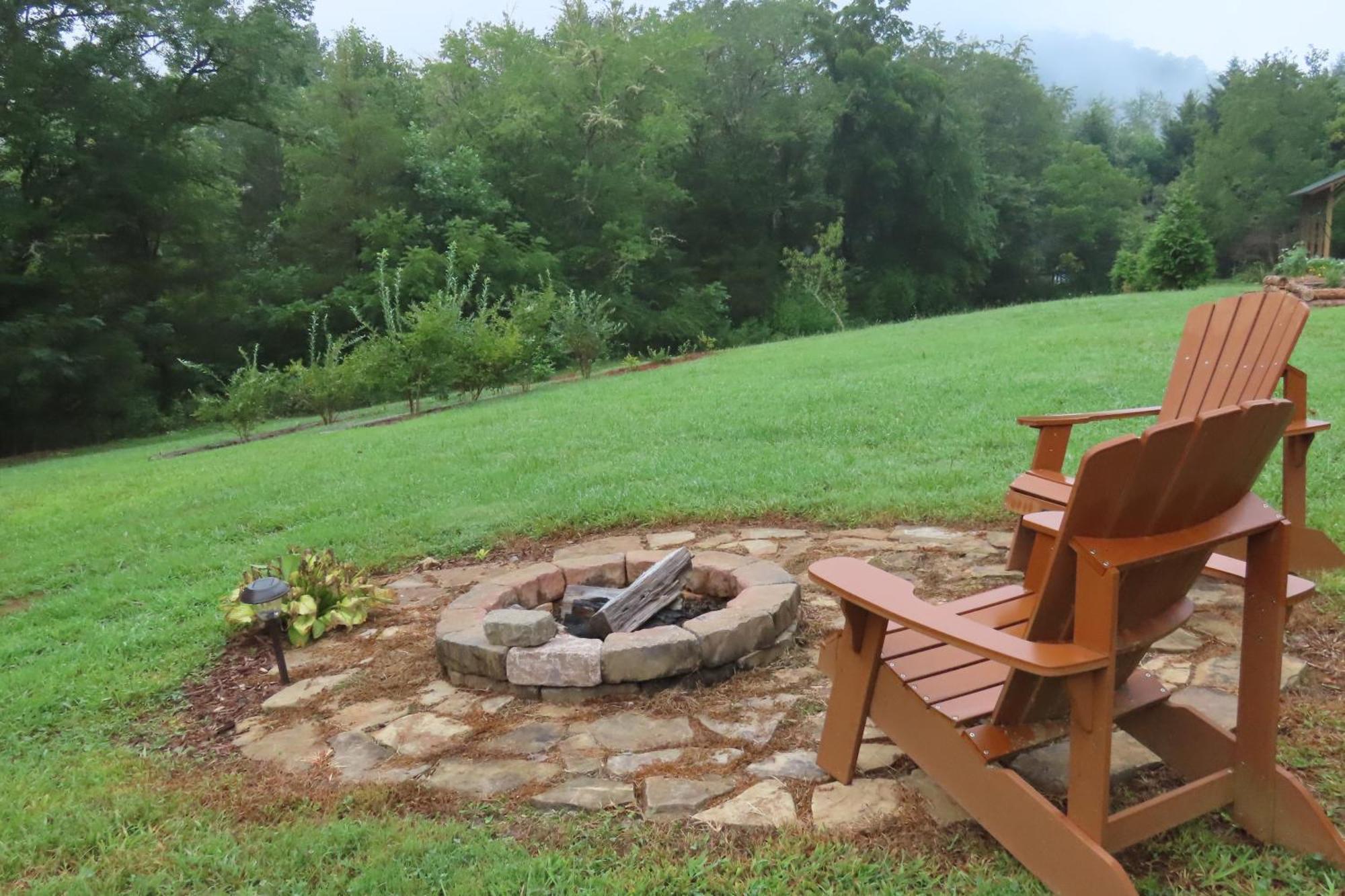 Scenic Fox Ridge Cabin On 4 Acres With Hot Tub! Whittier エクステリア 写真